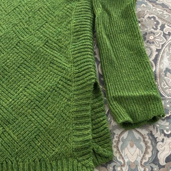 CAbi Textured Green Crewneck Sweater - Picture 3 of 5